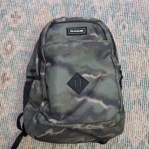 Dakine ESSENTIALS PACK 26L